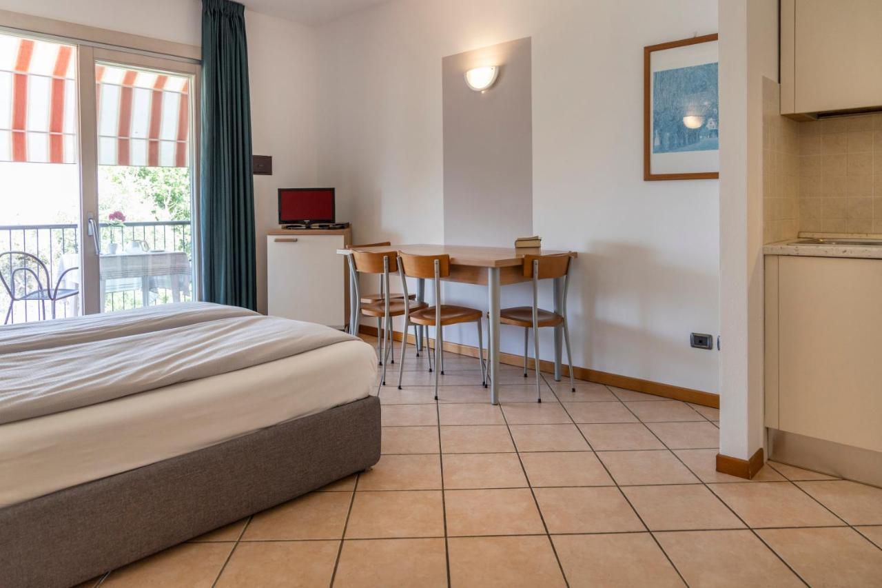 Residence Villa Al Lido Brenzone sul Garda Zewnętrze zdjęcie