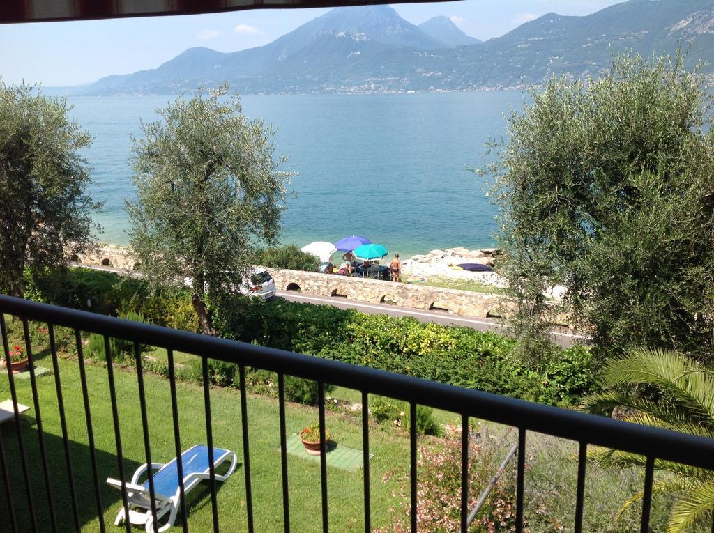 Residence Villa Al Lido Brenzone sul Garda Pokój zdjęcie